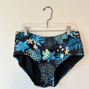 Holipick NWT Women’s Swim Swimsuit Bathing Suit Bikini Bottoms Dark Floral, M/L
